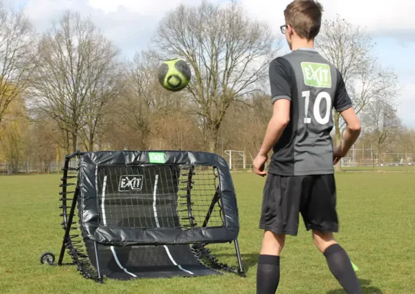 EXIT Kickback fotball Rebounder